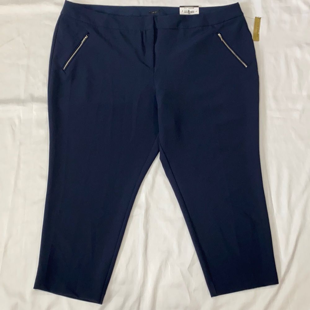 Worthington Blue Curvy Fit Ankle Pants Size 30W
